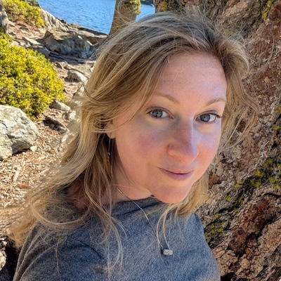 Headshot of Lindsay Morton